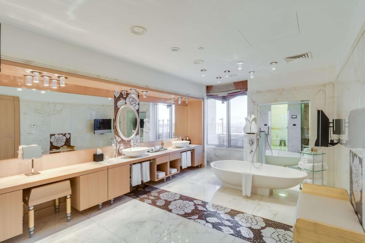Hyatt Regency Kyiv Hotel Екстериор снимка