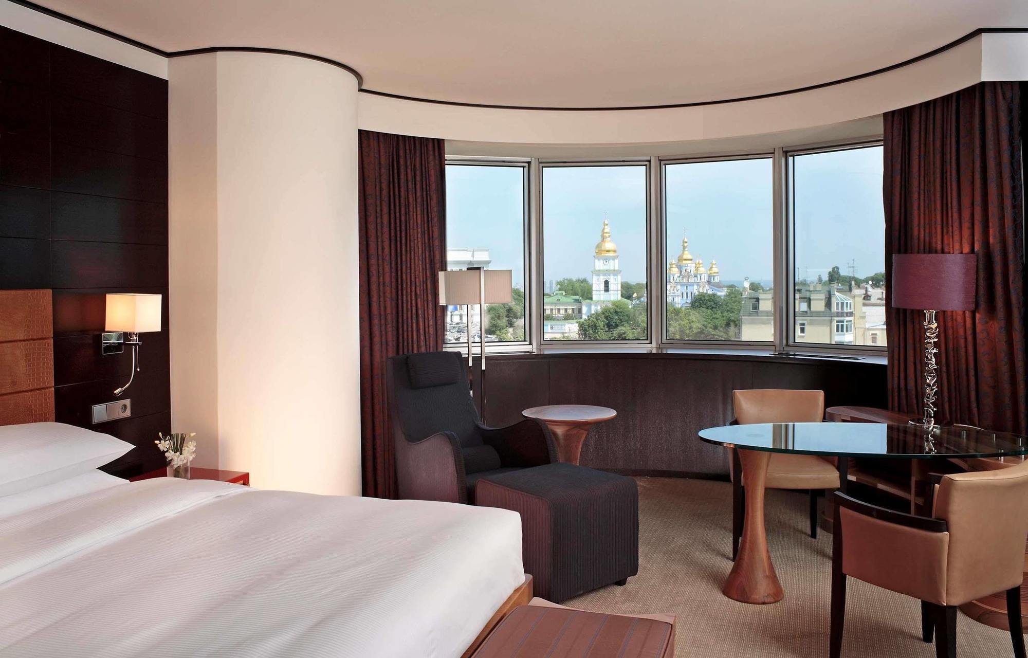Hyatt Regency Kyiv Hotel Екстериор снимка